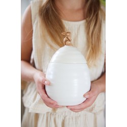 Ellen-Glas mit Deckel, Hase, gebrochenes Weiß