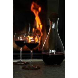 Natur-Weinkaraffe mit Korkstopfen. Klar/dunkelbraun