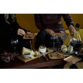 Natur-Weinkaraffe mit Korkstopfen. Klar/dunkelbraun